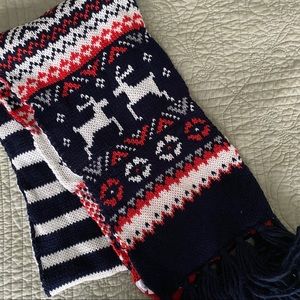 Old Navy knit scarf